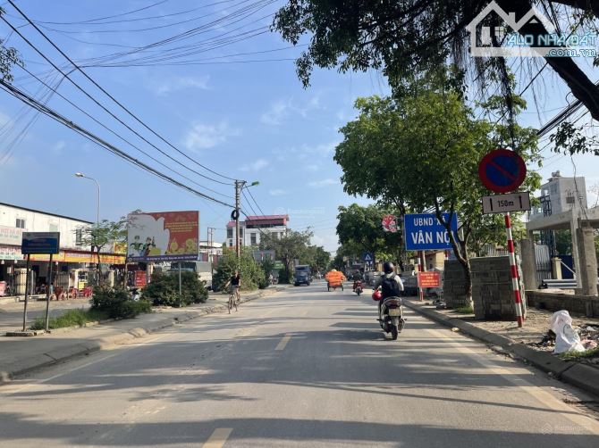 Bán nhà mặt phố Vân Trì  Đông Anh 90m 2 tầng, mặt tiền 6m . Ga ra ô tô, vỉa hè, kinh doanh - 5