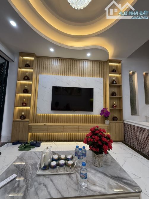 NHÀ ĐẸP QUẬN THANH XUÂN- NGAY SÁT NGÃ TƯ SỞ- 70M RA MẶT PHỐ- FULL ĐỒ NỘI - CÔNG NĂNG. - 5