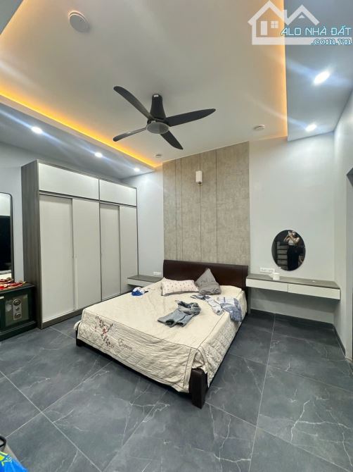 BÁN RẺ Biệt Thự 3 Tầng  – Gara Ô Tô – Đường To 8M, View Dự Án – Giá Tốt Hơn Mua Đất . - 5