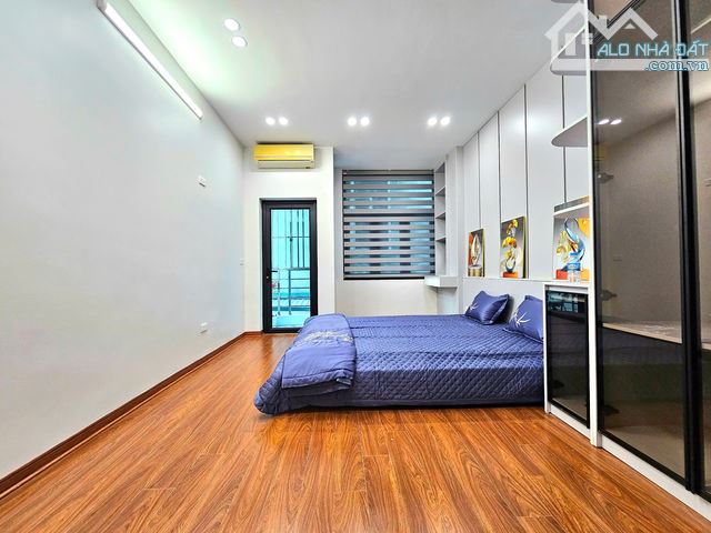 BÁN GẤP NHÀ PHÂN LÔ 35M2, 2 THOÁNG - PHÚC DIỄN Ô TÔ ĐỖ CỬA 20M RA Ô TÔ TRÁNH GIÁ 7,6 TỶ - 5