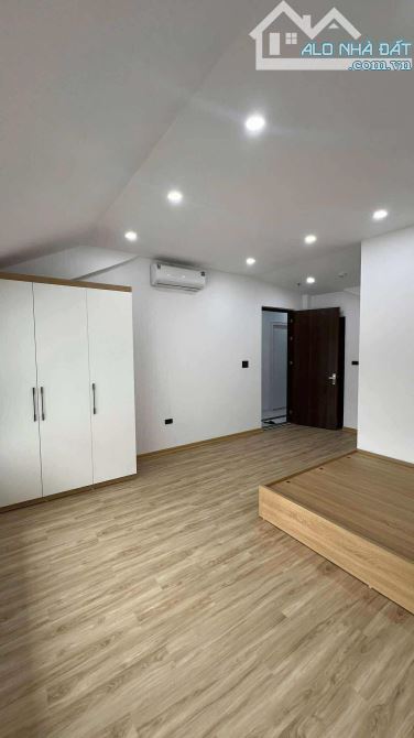 CCMN 18 phòng full Giải Phóng Thanh Xuân. Sổ 145m, 5 tầng MT5m5 Giá 35 tỷ Ngõ ô tô tránh - 6