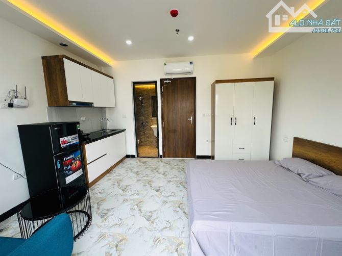 Cho Thuê CCMN Ngõ 96 Đê La Thành  Đống Đa 30m2 Studio Ban Công Cửa Sổ Thang Máy Trống 11P - 6