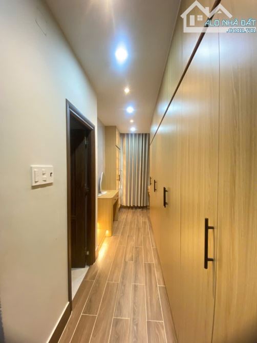 🏡CHDV 8 TẦNG 14 PHÒNG➖MỚI ĐẸP FULL NỘI THẤT➖THU NHẬP KHỦNG 1.2 Tỷ/Năm➖HẺM ÔTÔ 5m➖SÁT Q.1 - 7