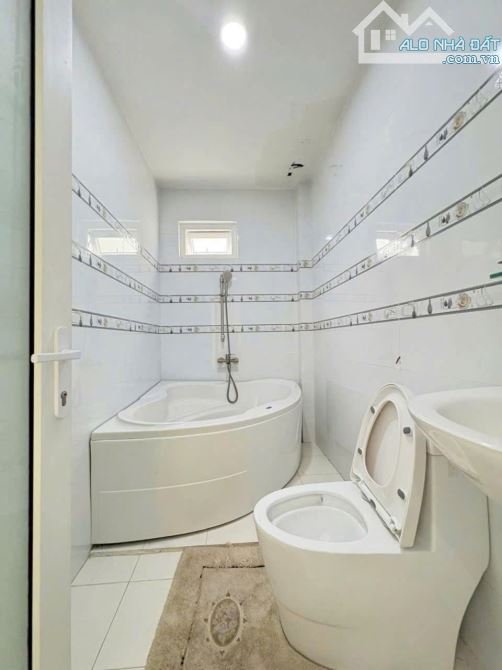Bán Gấp Biệt Thự Mini 6X17.5 Trung Tâm Đông Hòa Dĩ An - 7