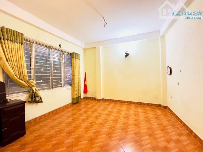 VŨ TÔNG PHAN 31m 5 TẦNG MT4,5m giá chỉ 6,95 tỷ - 7