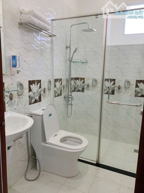 HOT📣- ⬆️17Tỷ - KHÁCH SẠN 5 TẦNG - 12 PHÒNG - BÌNH TRƯNG TÂY- 140m2 - DÒNG TIỀN MƯỢT MÀ - 7