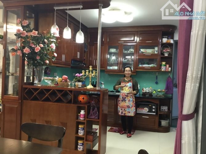 Bán chung cư T&T Vĩnh Hưng 114m2, 3 ngủ cách trường kinh doanh công nghệ 1km - 7