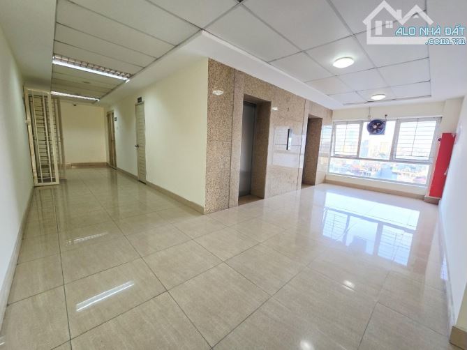 BÁN CĂN HỘ- CT2A TÂY HỒ RESIDENCE 80m,2 NGỦ VIEW GẦN HỒ TÂY - CÓ SLOT ĐỂ Ô TÔ GIÁ TL - 8