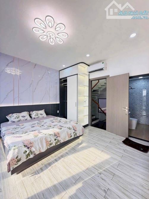 4.5❌14m, BÁN NHÀ 5 TẦNG, HẺM Ô TÔ, 1 Sẹc QUANG TRUNG, P8 GÒ VẤP, LQ 9 TỶ - 8