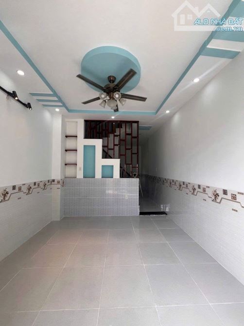 Nhà 1 Lầu Đẹp 4 x 10m, Sát Đường Nhựa 2PN 2WC Full Nội Thất Đẹp. Sổ Hồng Sẵn - 8