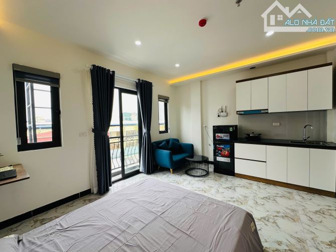 Cho Thuê CCMN Ngõ 96 Đê La Thành  Đống Đa 30m2 Studio Ban Công Cửa Sổ Thang Máy Trống 11P - 8