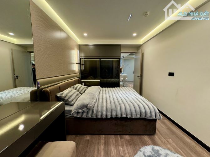 chủ kí gửi cho thuê căn hộ Vimeco CT4 Nguyễn Chánh 3PN nhà sửa đẹp 148m, 23tr/ tháng - 9