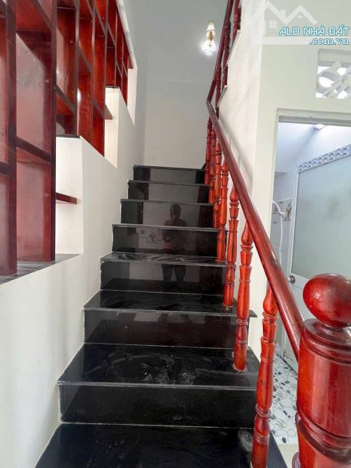 Nhà 1 Lầu Đẹp 4 x 10m, Sát Đường Nhựa 2PN 2WC Full Nội Thất Đẹp. Sổ Hồng Sẵn - 9