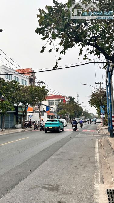 Gấp bán căn nhà 118m2 mặt tiền đường Đặng văn bi , p. Bình thọ ,tp . Thủ Đức -18 tỷ