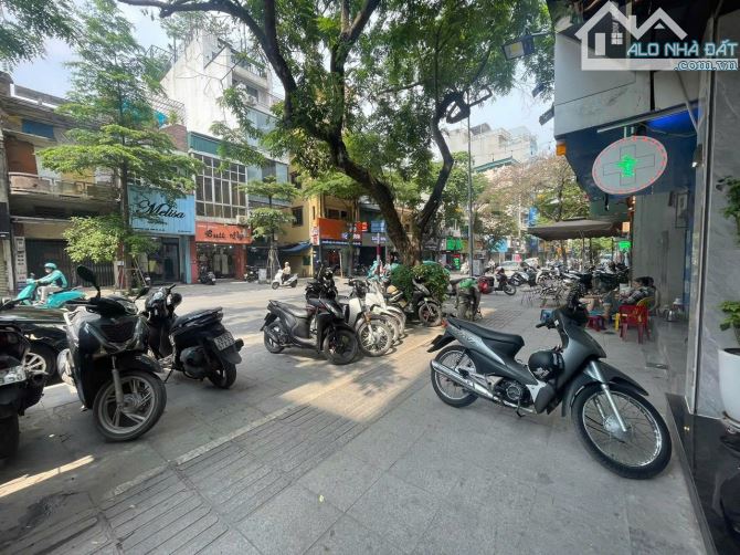 Bán nhà phố Khâm Thiên, lô góc, vỉa hè đá bóng, siêu kinh doanh, 142m2, 60 tỷ - 1