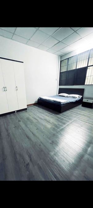 Bán gấp nhà đường Nguyễn tất Thành quận 4