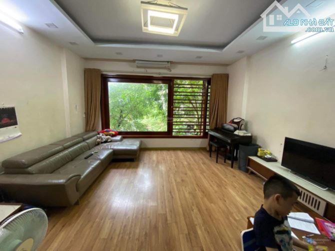 Rẻ 500tr bán nhanh Nhà LK Kiến Hưng 50mx5 tầng kinh doanh nhỉnh 11 tỷ