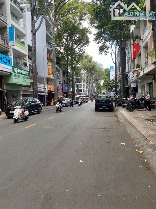 Siêu Vị Trí – Mặt Tiền Đường 3/2 – Đối diện HàĐô Centrosa – Nhà Mới, 6 Tầng – Giá Cực Tốt!