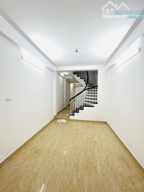 Bán nhà Đào Tấn - khu Phân lô - 5m ra ô tô - 45m2 - ngõ vip của phố ❤️