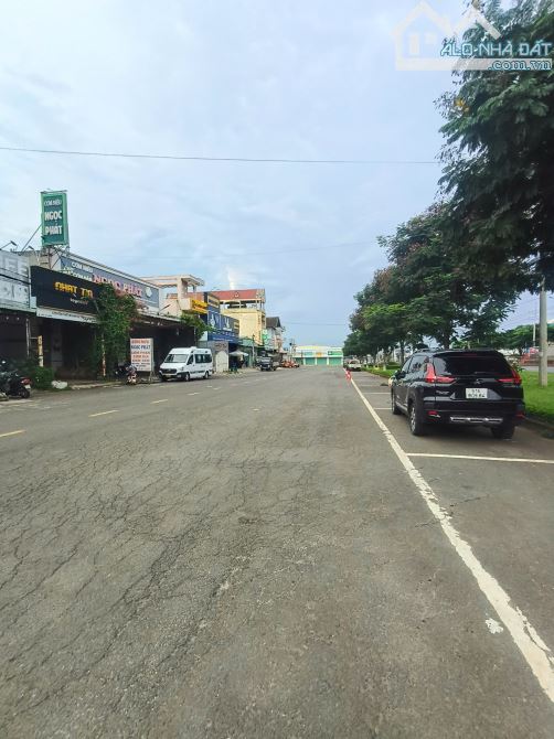 Bán 250m đất mặt tiền QL1A kế bên KCN Long Khánh, phường Suối Tre, Đồng Nai
