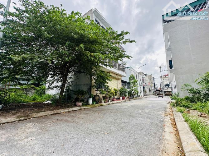 Bán đất phân lô 422 Đồng Hòa gần Golden Point đường trải nhựa 5m, vỉa hè 2 bên