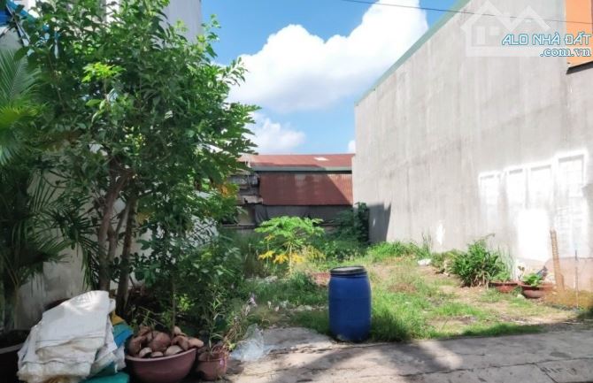 CẦN BÁN LÔ ĐẤT 137M2 ĐƯỜNG TRẦN THỊ CẨM, TÂN PHÚ TRUNG, CỦ CHI 930 TRIỆU