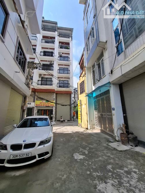 Bán nhà Dân xây Tứ Hiệp 30m 5 t ô tô đỗ cửa sát chợ ở KDVP siêu đẹp giá 8.1 tỷ