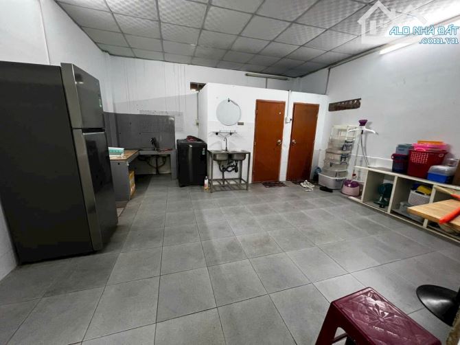 Bán gấp nhà 250m2 ngang 10m MT kinh doanh QL1A Tp.Long Khánh, full thổ, chỉ 8ty6 TL - 3