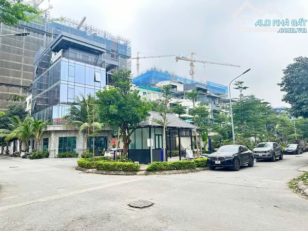 CẦN TÌM CHỦ MỚI CHO E HOA KHÔI ĐÔ THỊ ĐỒNG TẦU- 60m ĐẤT  MẶT TIỀN 5m GIÁ 18,5 TỶ