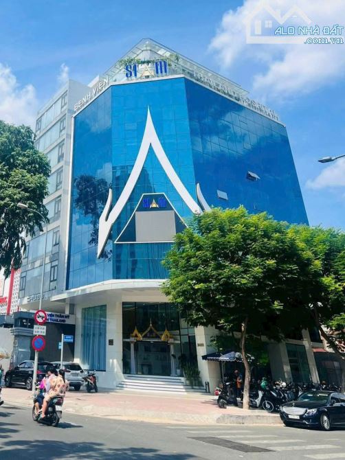BÁN GẤP CĂN GÓC 2 MT ĐƯỜNG NGUYỄN TRÃI – TRÁI TIM QUẬN 1 – 2 HẦM + 10 TẦNG – 430 TỶ