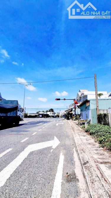 💯 lô đất mặt tiền đường nhựa liên xã Tân Trạch Mỹ Lệ cách 830 mới chỉ 100m