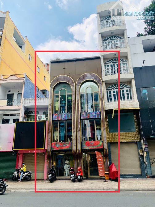 CHO THUÊ NGUYÊN CĂN MT LỚN NGUYỄN TRÃI,Q5 NHÀ ĐẸP 8*25M 3 LẦU ĐẮC ĐỊA 130TR/TH