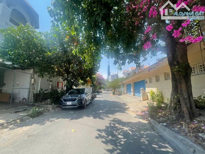 MẶT TIỀN LƯƠNG ĐỊNH CỦA QUẬN 2, DIỆN TÍCH (10 X 25M) GIÁ RẺ