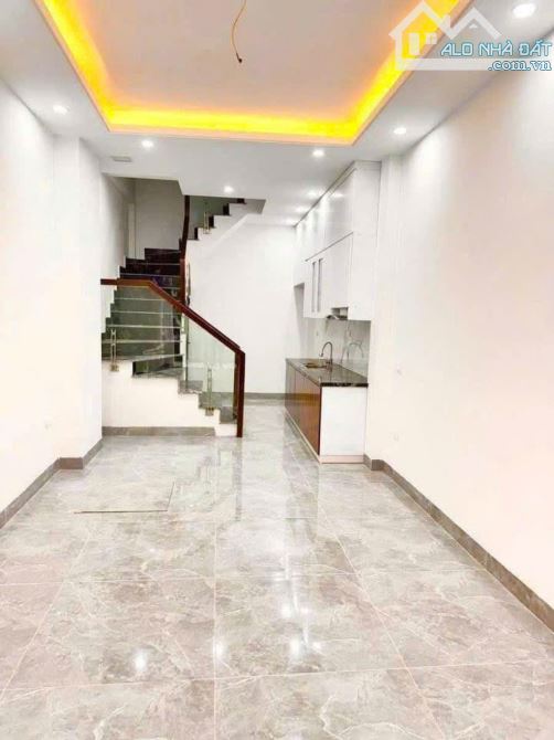 HỒ TÙNG MẬU - NHÀ MỚI TINH - NỘI THẤT CƠ BẢN - 32M2, 5 TẦNG,- 7,3 TỶ