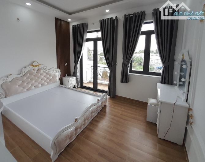 NHÀ MỚI Ở NGAY - ĐỐI DIỆN GIGAMAL - HXH - 70M2(4x17.5) - NHỈNH 7 TỶ