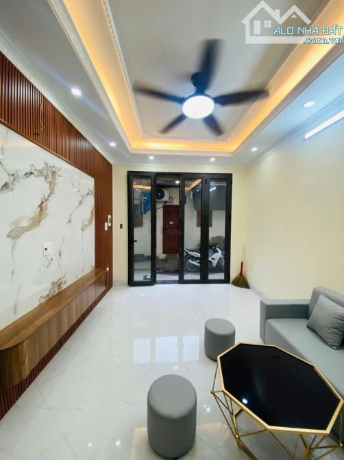 SIÊU PHẨM ĐÀM QUANG TRUNG – 5 TẦNG – 3 NGỦ – GẦN AEON – 6,95 TỶ