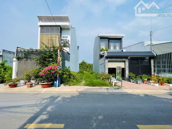 Đất rộng đường Nguyễn Thị Lắng, Phước Vĩnh An, 6m ngang DT tổng 149m2, Sổ riêng, 1 tỷ 450