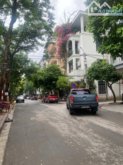 PHỐ HOÀNG CẦU - DT 80M2 x 6T - MT 5M - 51 TỶ-PHÂN LÔ-Ô TÔ TRÁNH-KINH DOANH-THANG MÁY