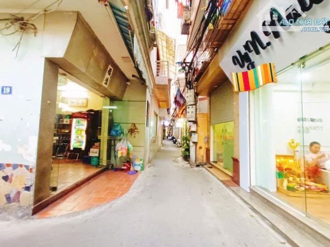 Bán nhà Chùa Láng, mặt ngõ thông, KD, nhà đẹp ở ngay, 49m2, 4 tầng, giá 11.95 tỷ