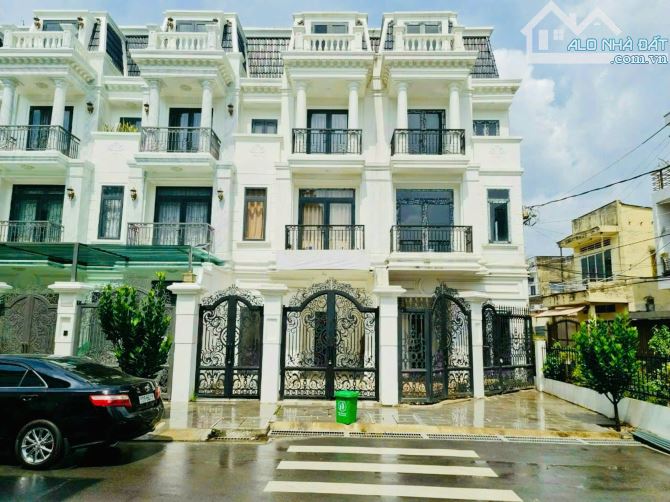 Nhà thô cần bán KDC Tín Nghĩa 6,8 tỷ góc 3 mặt tiền siêu hiếm cần bán sổ sẵn công chứng