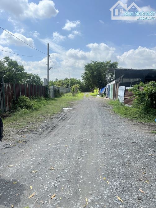 🏡 ĐẤT RỘNG 958m² NGAY TRUNG TÂM DĨ AN – CHỈ 14 TỶ 📍 Khu phố Tân Hiệp, P. Tân Bình