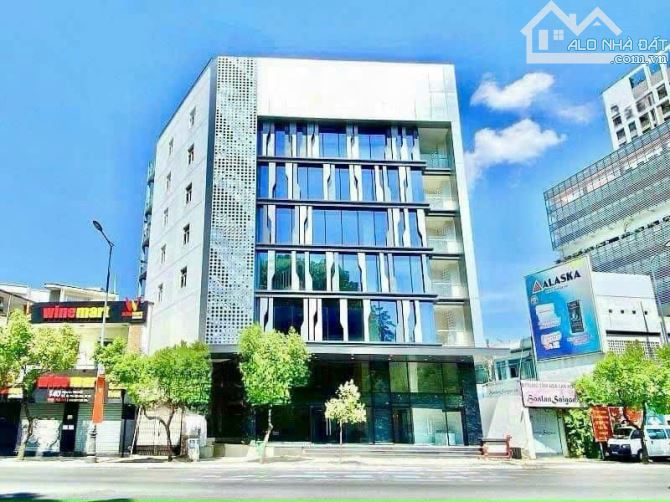 Cần tiền bán gấp Mặt tiền Trần Quang Khải-DT : 16,5x18m- KC:6 tầng-HĐT:250tr giá 115 tỷ
