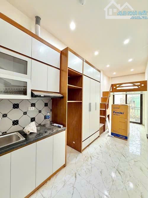 BÁN NHÀ GIÁP BÁT, KIM ĐỒNG - 14 PHÒNG KHÉP KÍN LUÔN FULL, PCCC, 61M2, 15.5 TỶ