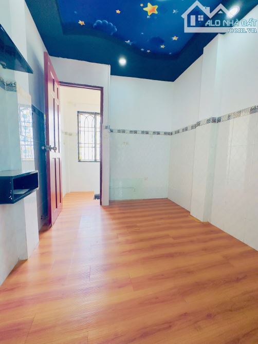 Bán nhà riêng Q8 dưới 2 tỷ, không quy hoạch, nhà 3 tầng 486. Tùng Thiện Vương