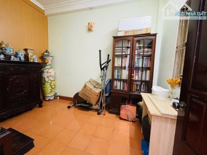 LẠC LONG QUÂN – NHÀ ĐẸP TỰ XÂY – NGÕ NÔNG – 50M RA Ô TÔ – CÁCH HỒ TÂY 300M – 11.5 TỶ