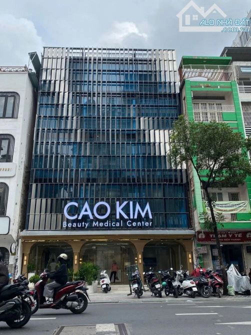 Cho thuê nhà mặt tiền số 221-223 đường Lý Tự Trọng, Phường Bến Thành, Q1,TP Hồ Chí Minh