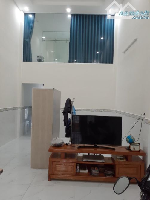 Bán Gấp Trong Tuần Nhà 1/ HXT Thông đường lô tư Bình Tân DT khủng 4mx19m 2 Tầng 4.9 Tỷ