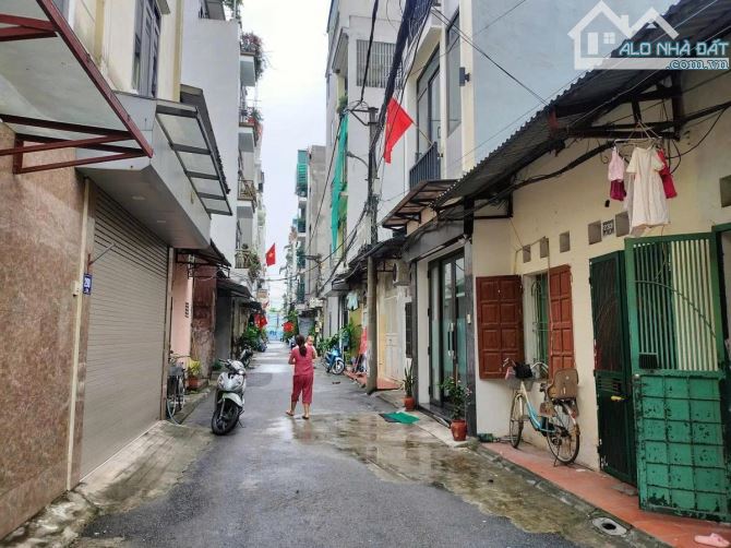 Bán mảnh đất VIP-đẹp nhất Phúc Đồng 40m,sẵn nhà C4,phân lô,2 ôtô tránh,giá đầu tư 7 tỷ
