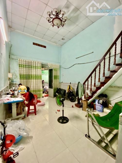 BÁN NHÀ TRỆT LỬNG HẺM XE HƠI HT13 QUẬN 12 GIÁ RẺ 3,7 TỶ DIỆN TÍCH 78M2 (4,5x17) CN 56M2  ✅