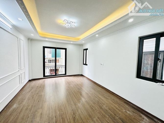 Cổ Nhuế, siêu phẩm lô góc, 33m2,6T, xây mới, oto 20m, ở ngay 7 tỷ nhỉnh